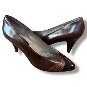 Vintage Sesto Meucci Made in Italy Leather 6.5 Brown Pumps 2" Kitten Heels